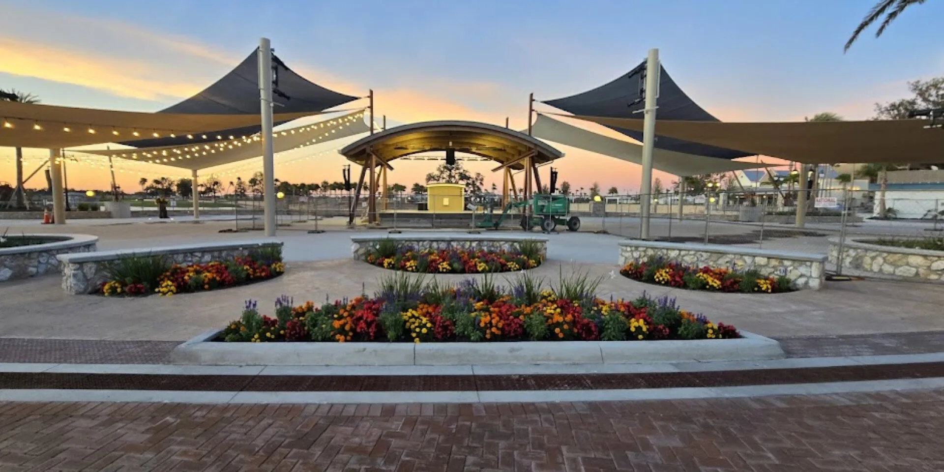 Wildwood Atomic Coupe lifestyle